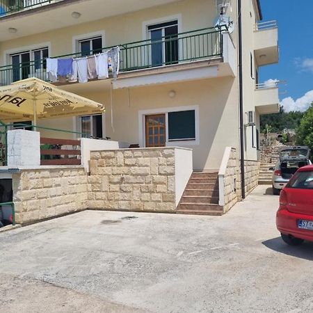 Apartmani Toni Poce 2 Primošten Exterior foto